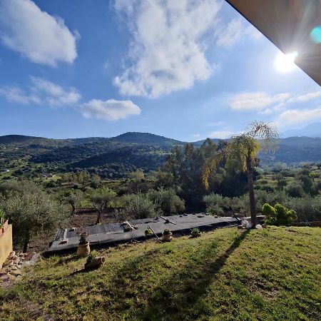 Casa Pizzido Near Cefalu Collesano Екстер'єр фото